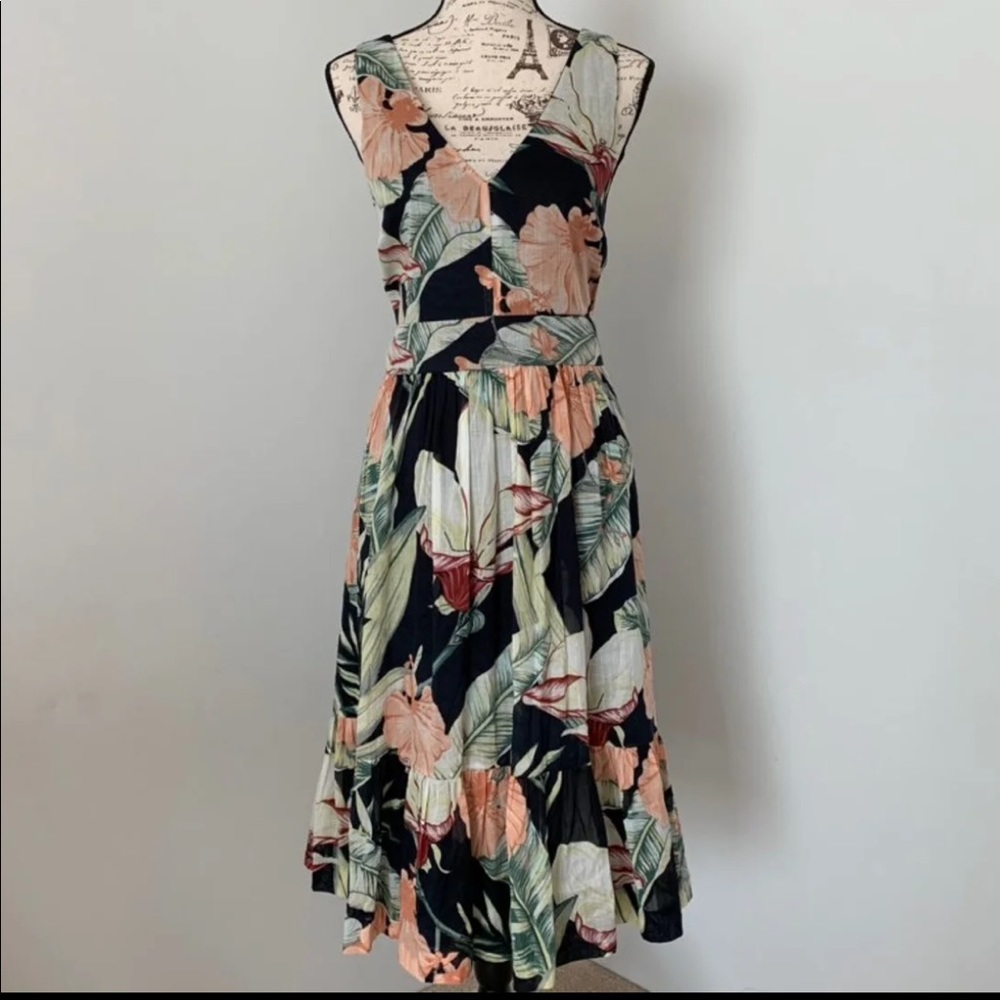 Ann Taylor sz6 dark blu/ mix orange flowers!